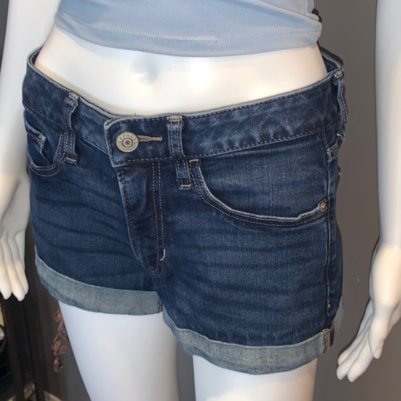 2/$40 Express Stretch + Performance Shortie Relaxed Low Rise Shorts - Picture 7 of 15